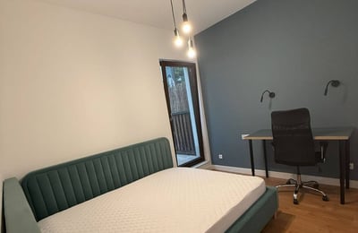 Alquiler de un elegante piso de 2 habitaciones, 49 m², con jardín privado en Cracovia, Polonia